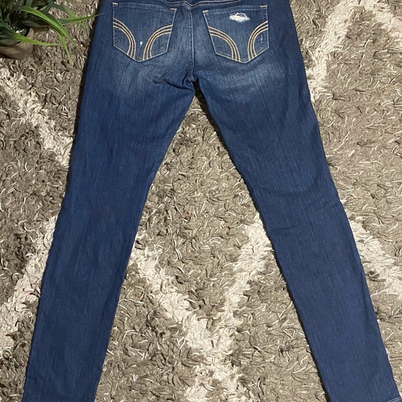 Hollister Jeans W27, L29 - Picture 5 of 6